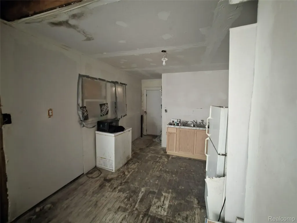 2575 Ashland Street Detroit City MI 48215