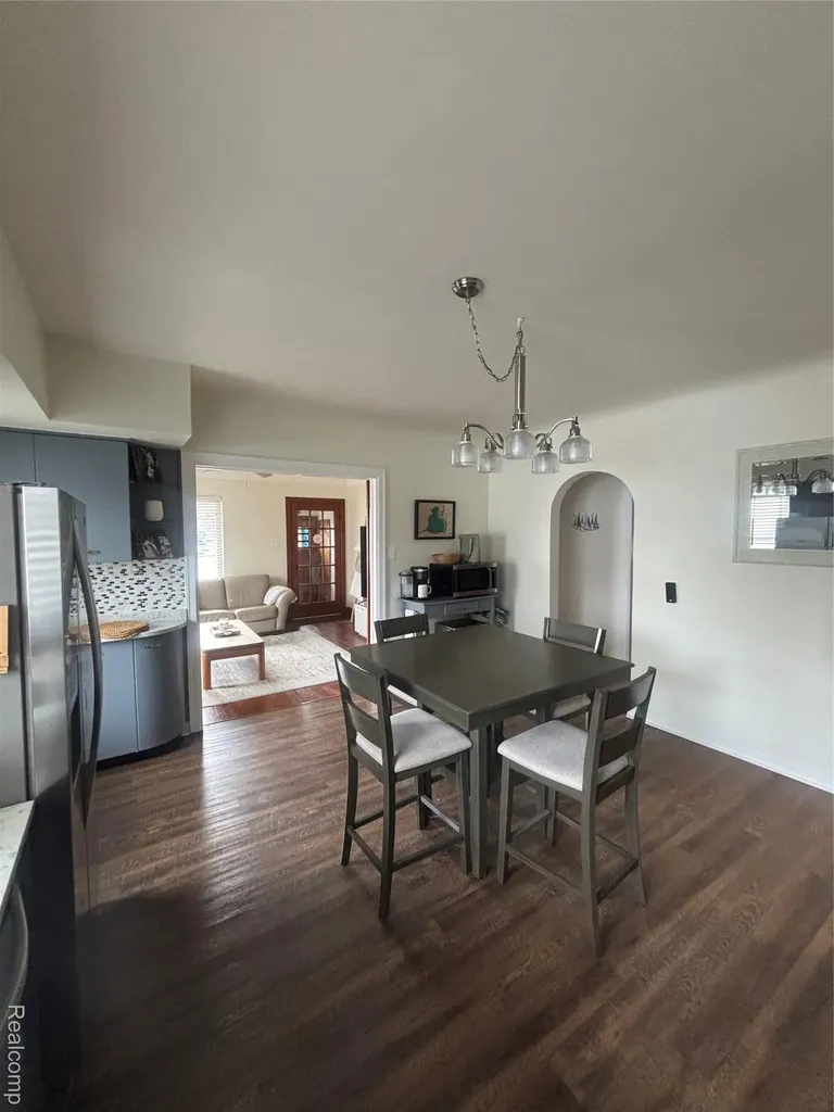 38850 Pardee Street Harrison Charter Township MI 48045