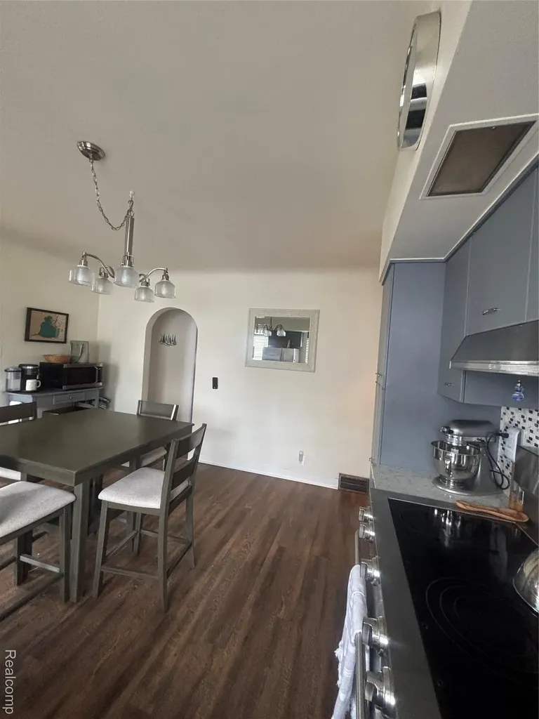 38850 Pardee Street Harrison Charter Township MI 48045