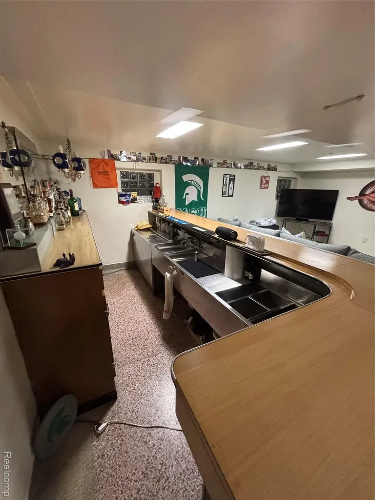 38850 Pardee Street Harrison Charter Township MI 48045