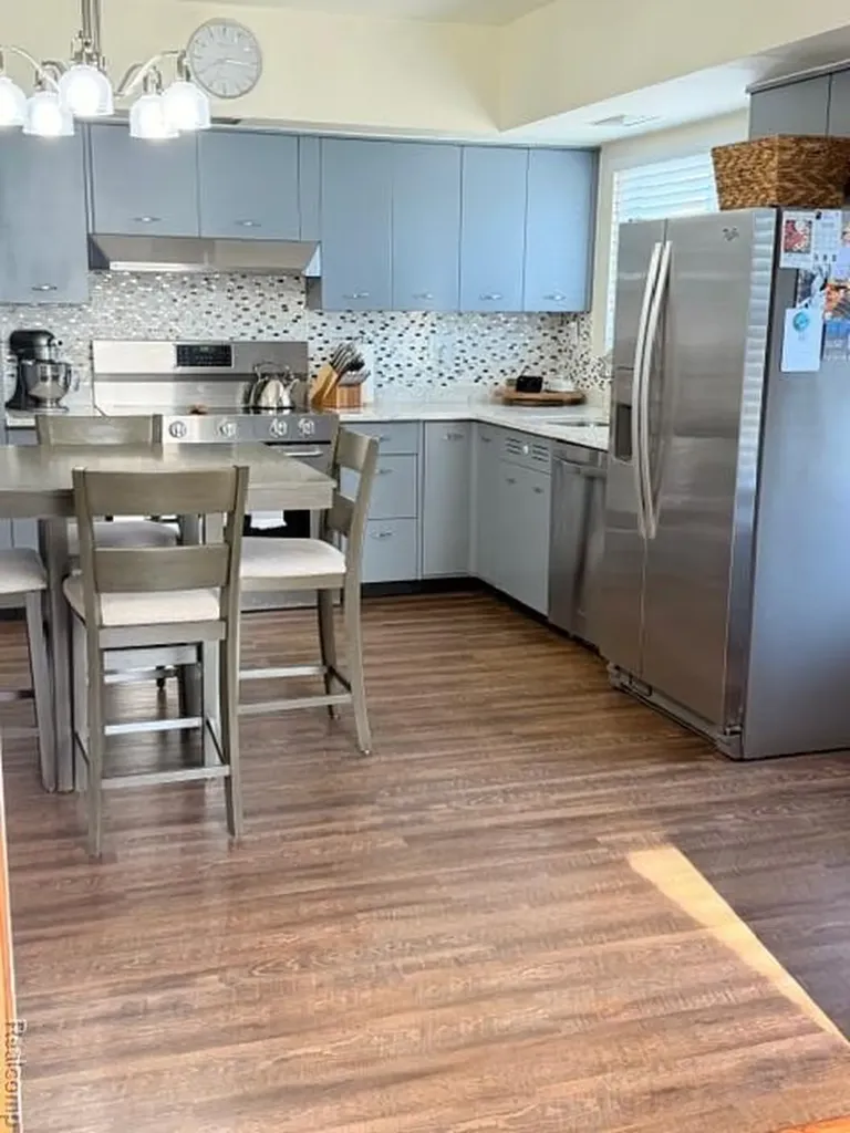 38850 Pardee Street Harrison Charter Township MI 48045
