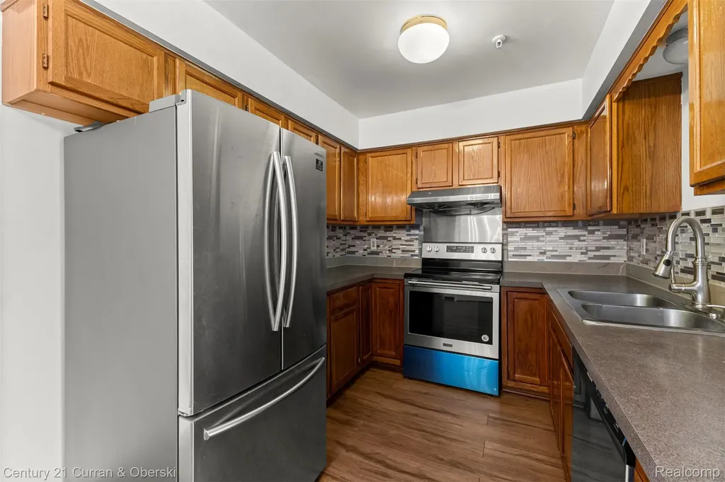 10161 Nancys Boulevard Grosse Ile Township MI 48138