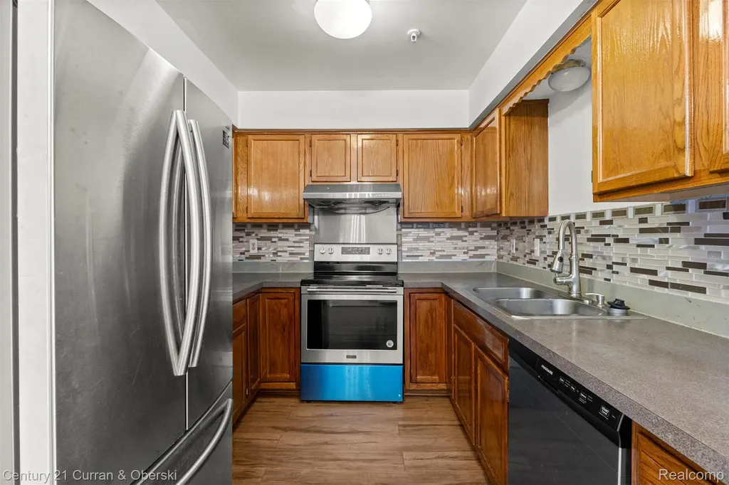 10161 Nancys Boulevard Grosse Ile Township MI 48138