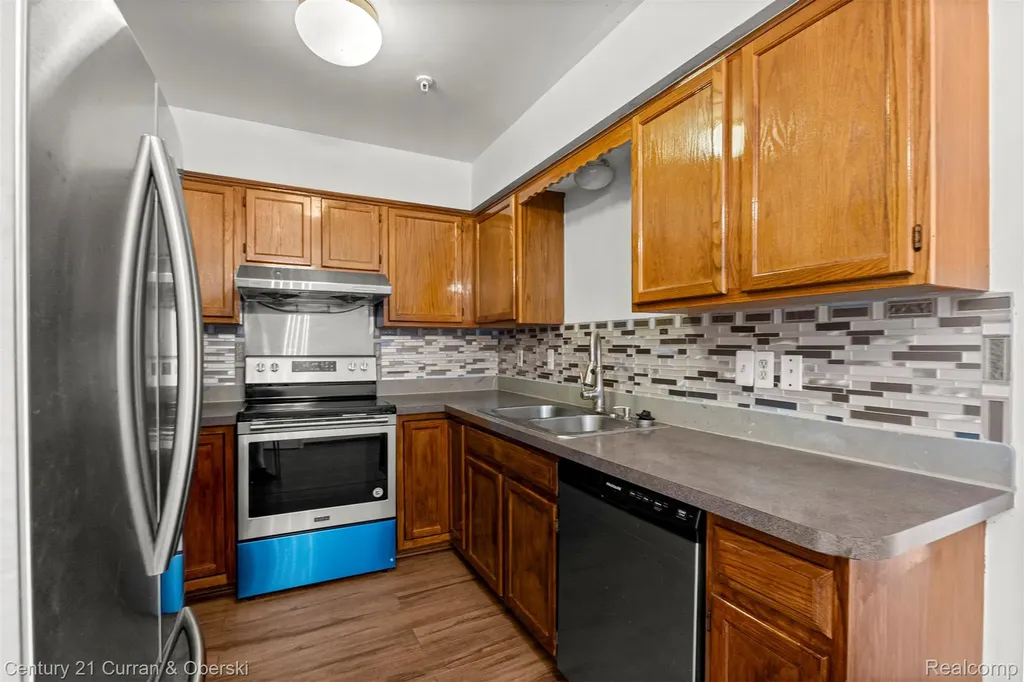 10161 Nancys Boulevard Grosse Ile Township MI 48138