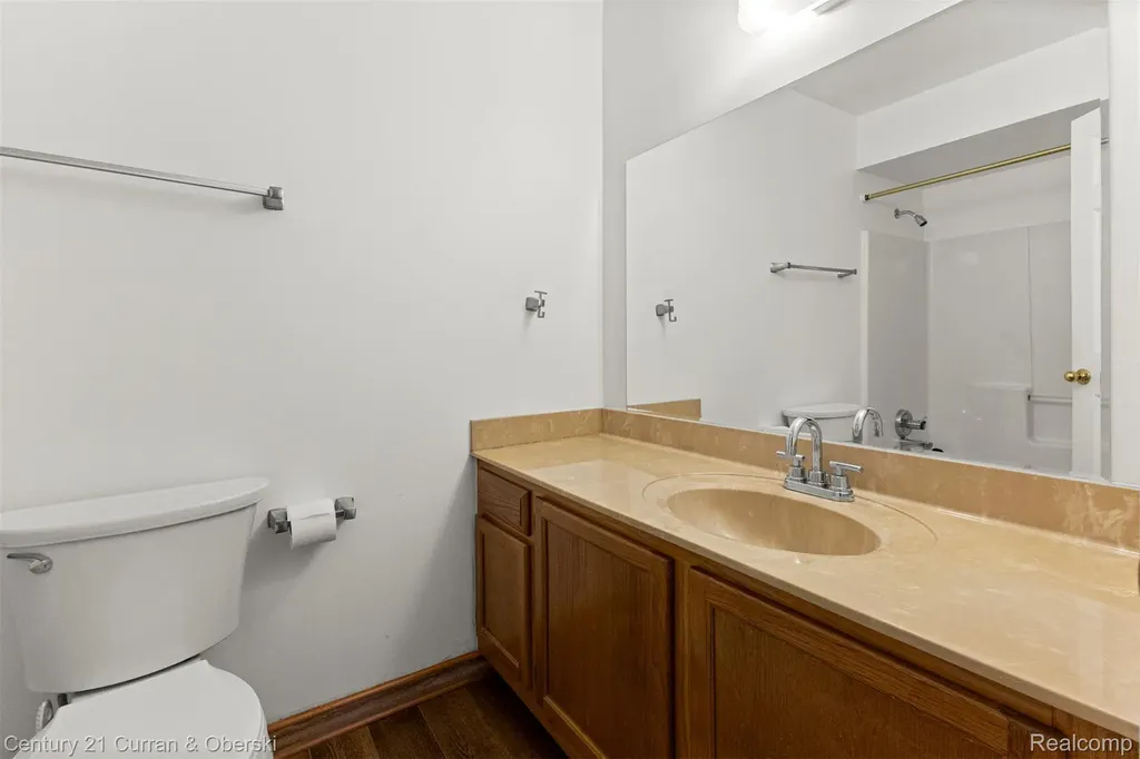 10161 Nancys Boulevard Grosse Ile Township MI 48138