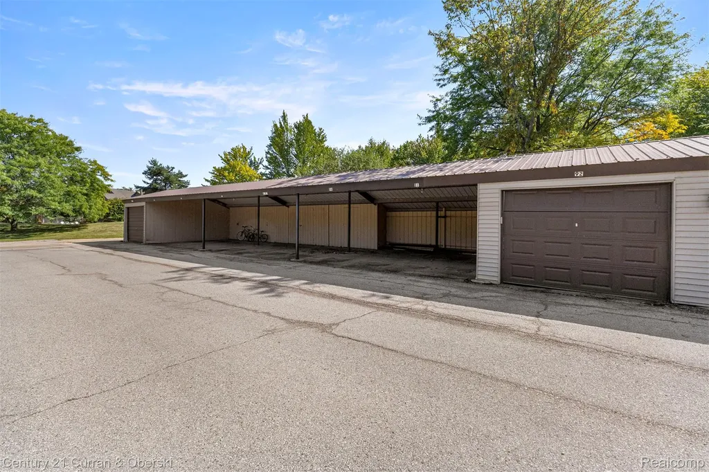 10161 Nancys Boulevard Grosse Ile Township MI 48138