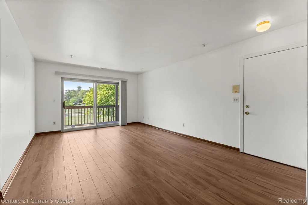 10161 Nancys Boulevard Grosse Ile Township MI 48138