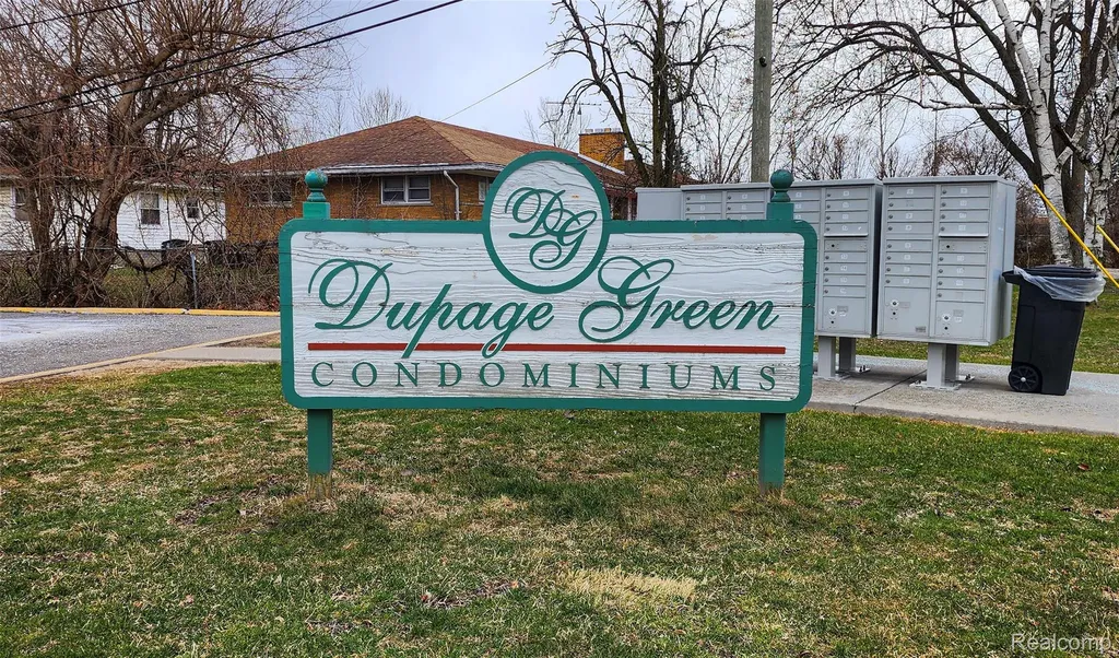 15699 Dupage Boulevard Taylor City MI 48180