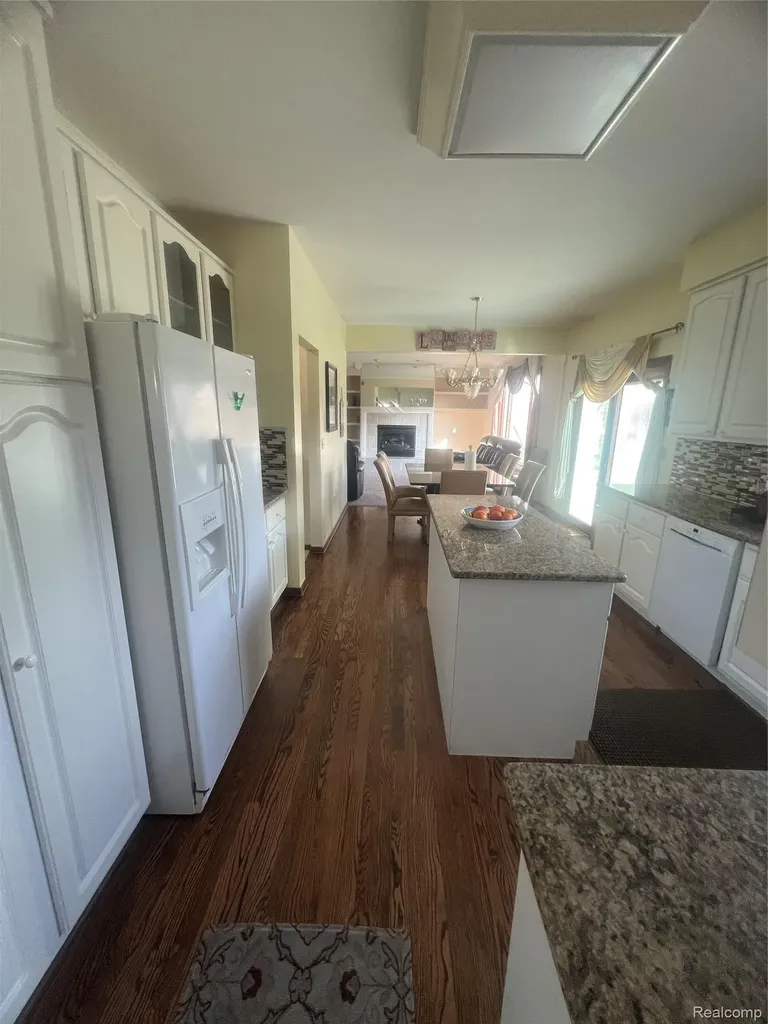 21589 Hunter Circle S Taylor City MI 48180