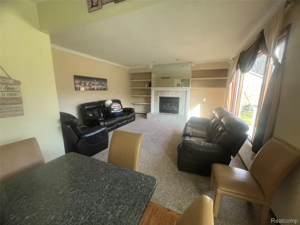 21589 Hunter Circle S Taylor City MI 48180