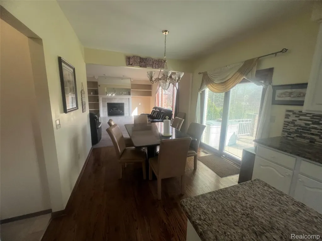21589 Hunter Circle S Taylor City MI 48180