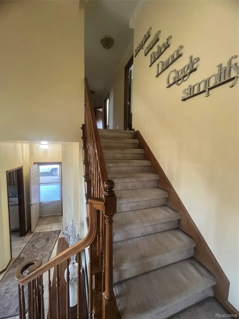 21589 Hunter Circle S Taylor City MI 48180