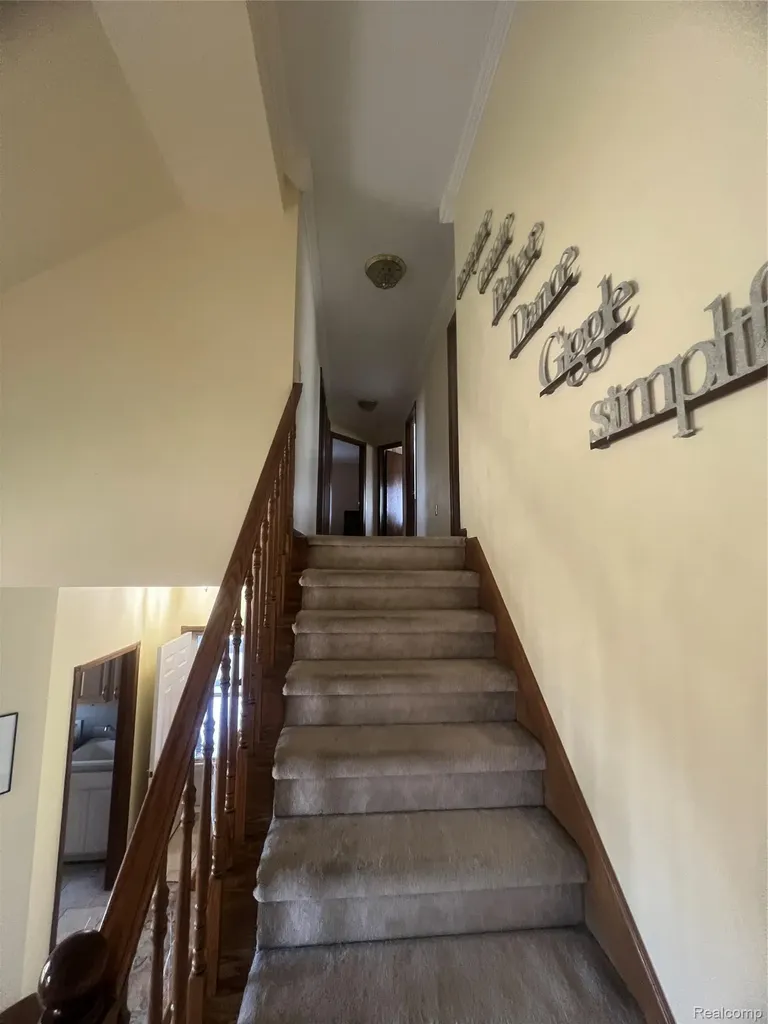 21589 Hunter Circle S Taylor City MI 48180