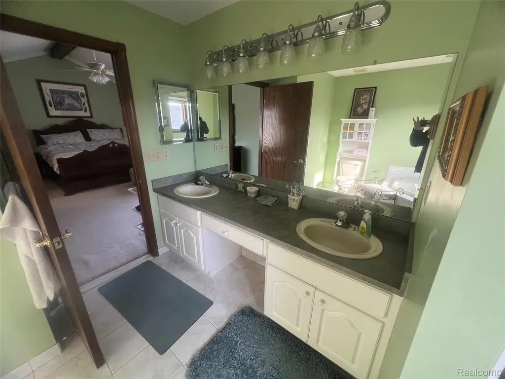 21589 Hunter Circle S Taylor City MI 48180