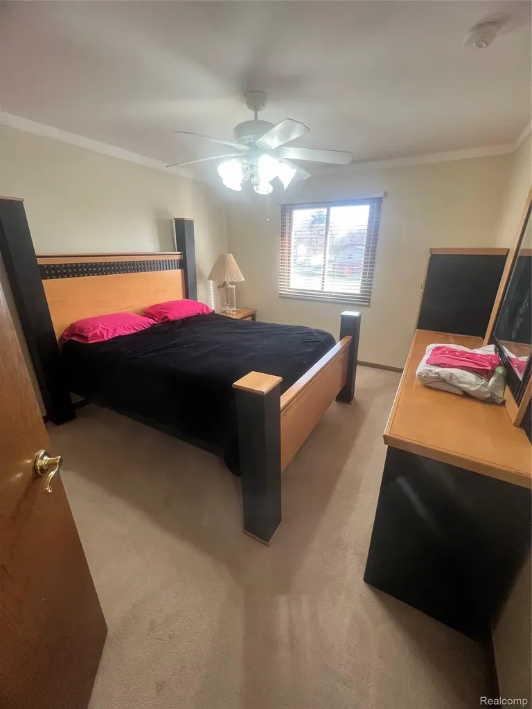 21589 Hunter Circle S Taylor City MI 48180