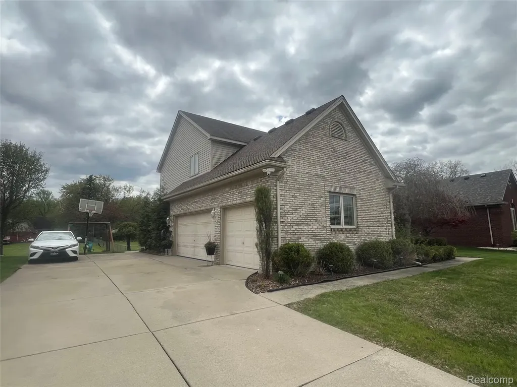 21589 Hunter Circle S Taylor City MI 48180