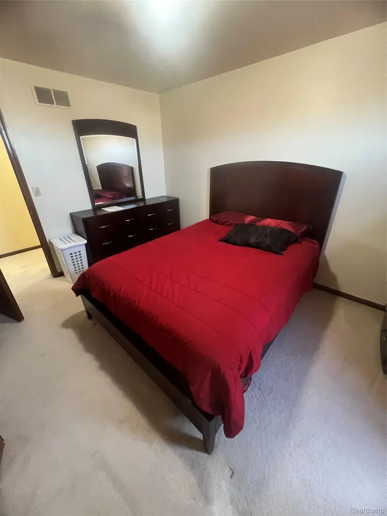 21589 Hunter Circle S Taylor City MI 48180