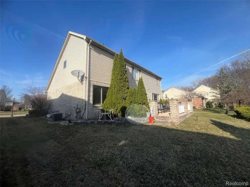 21589 Hunter Circle S Taylor City MI 48180