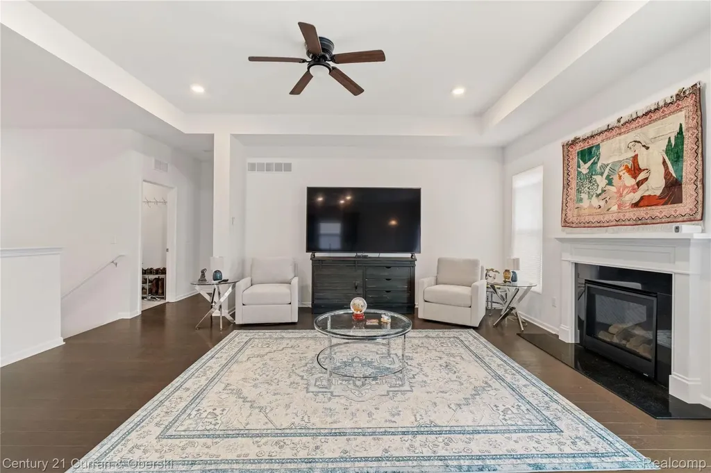 8270 Carston Lane Green Oak Township MI 48116