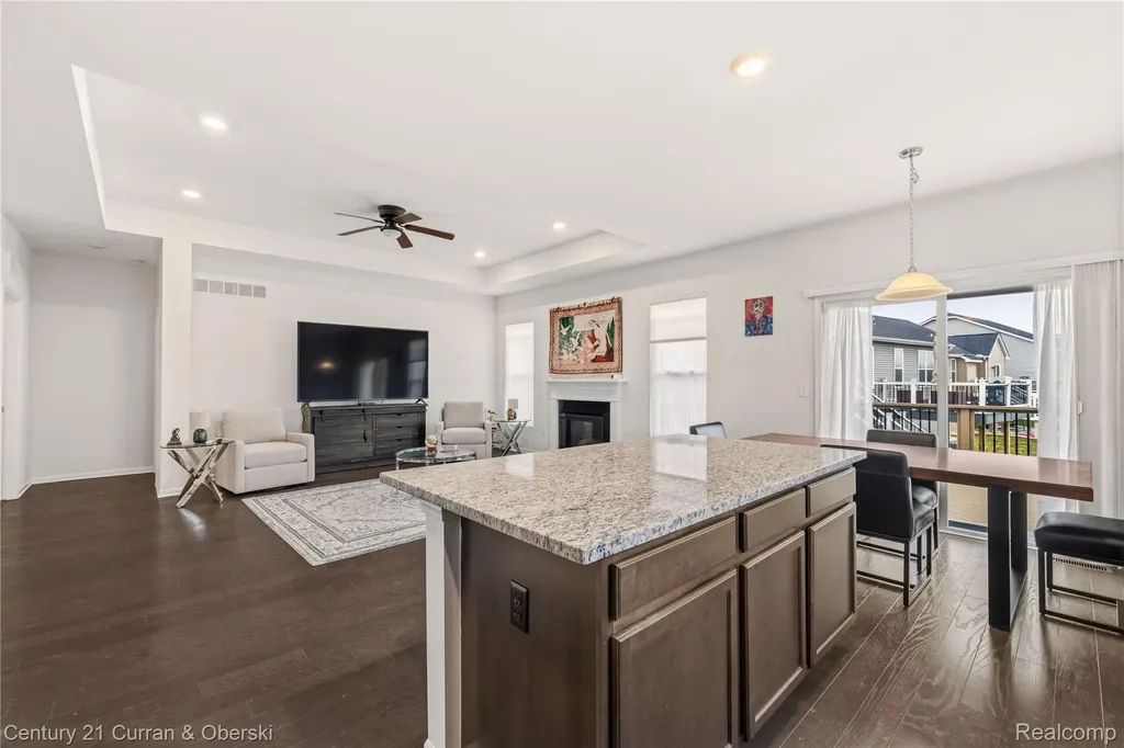 8270 Carston Lane Green Oak Township MI 48116