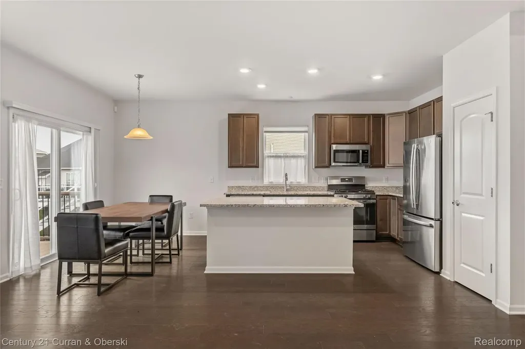 8270 Carston Lane Green Oak Township MI 48116