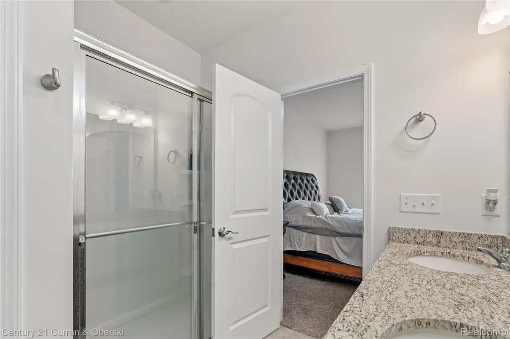 8270 Carston Lane Green Oak Township MI 48116