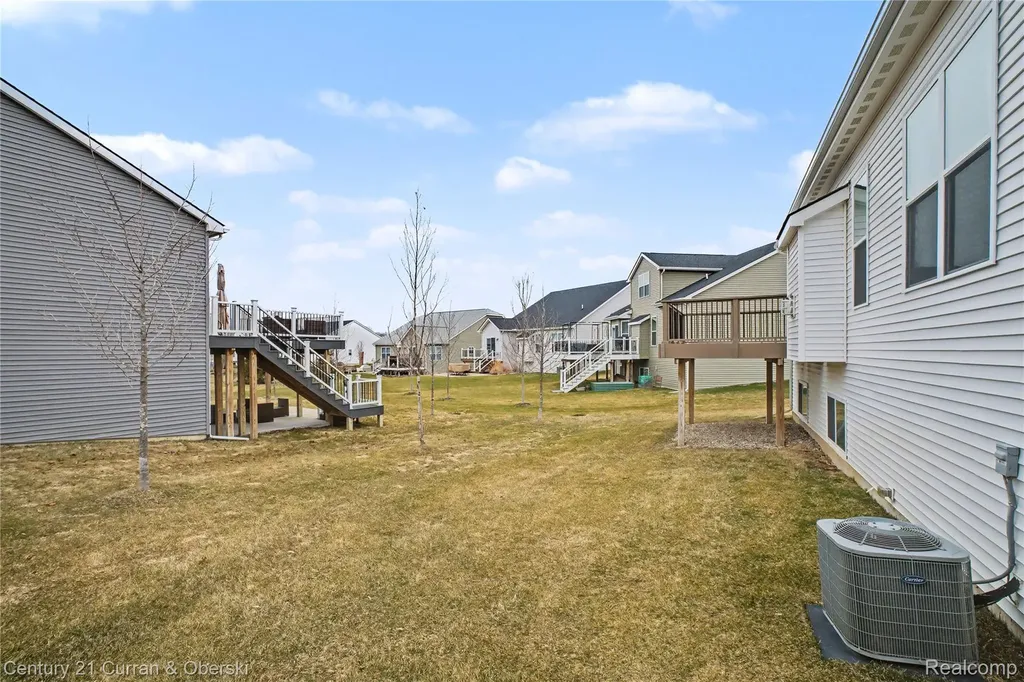 8270 Carston Lane Green Oak Township MI 48116