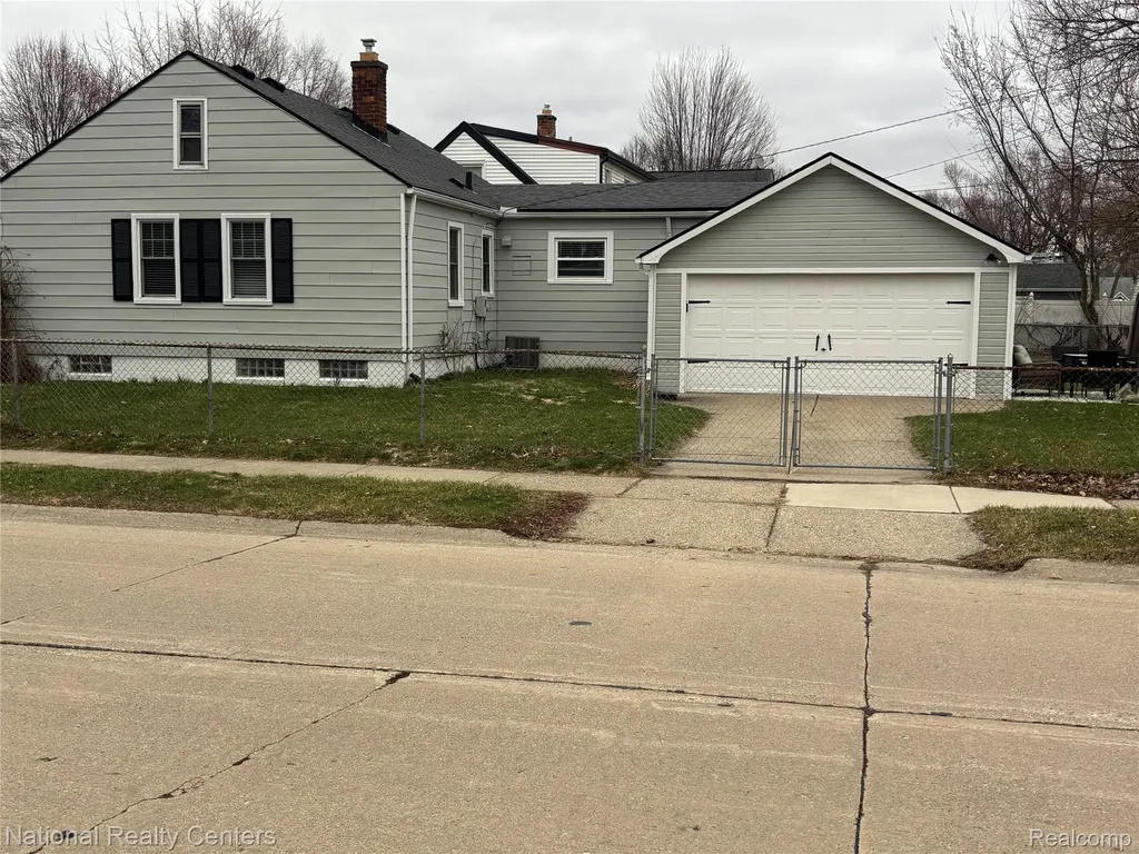 1885 West Boulevard Berkley City MI 48072