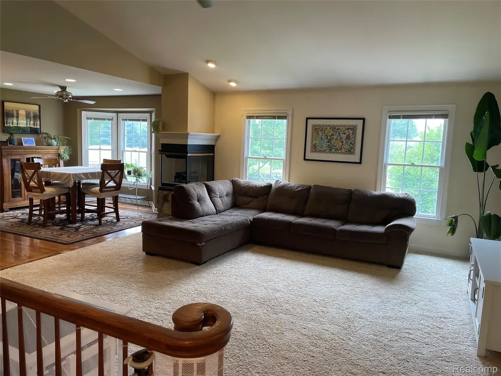 820 Lockwood Road Ortonville Village MI 48462