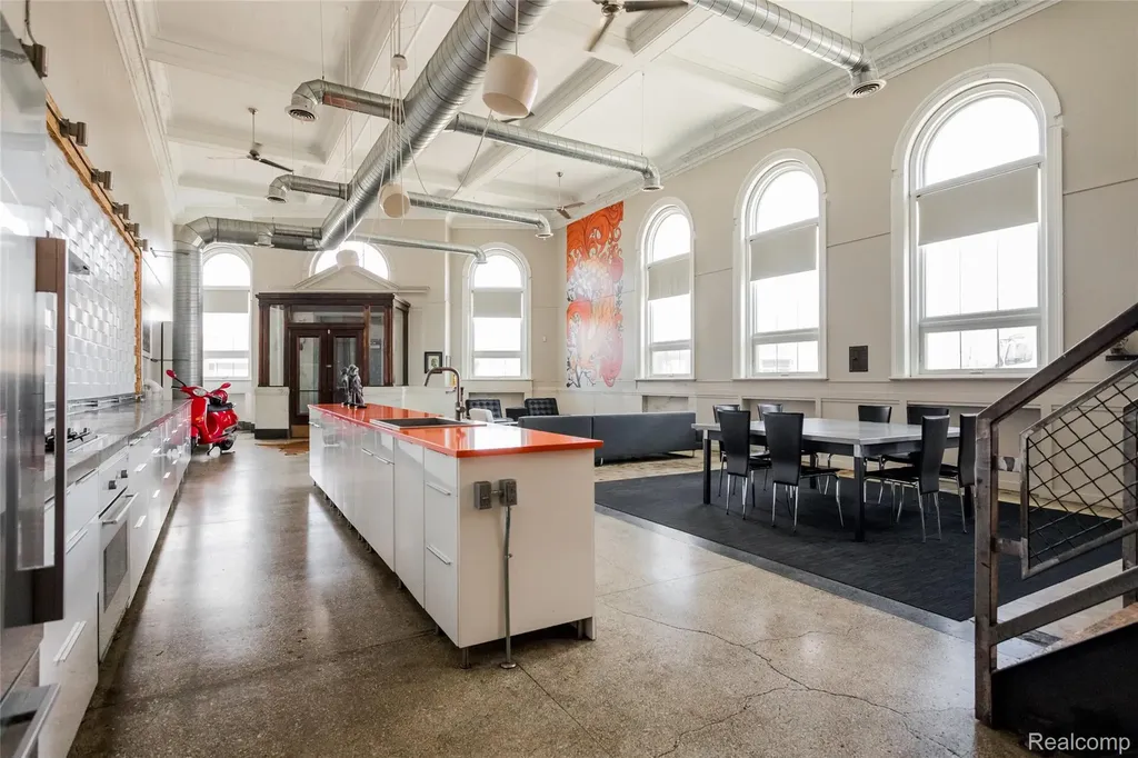 3401 & 3415 Michigan Avenue Detroit City MI 48216