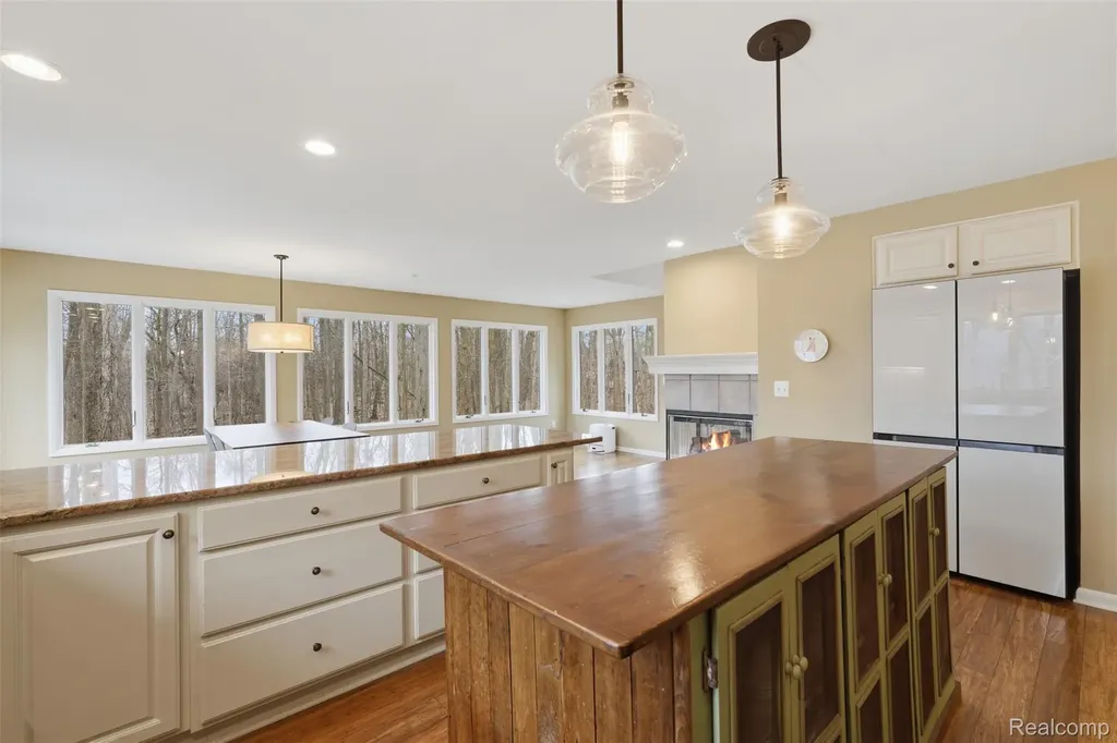 2181 Trillium Woods Drive Ann Arbor Charter Township MI 48105