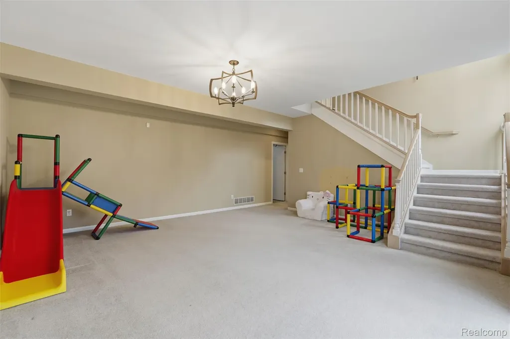 2181 Trillium Woods Drive Ann Arbor Charter Township MI 48105