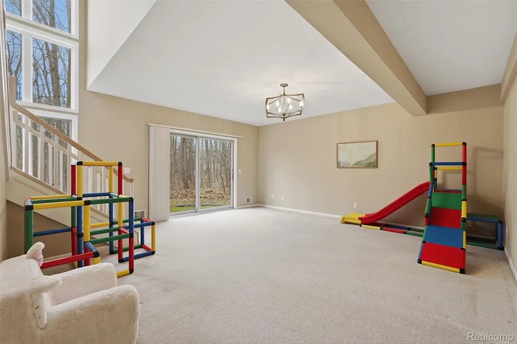 2181 Trillium Woods Drive Ann Arbor Charter Township MI 48105