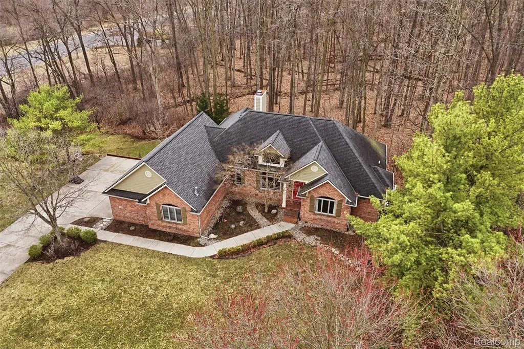 2181 Trillium Woods Drive Ann Arbor Charter Township MI 48105