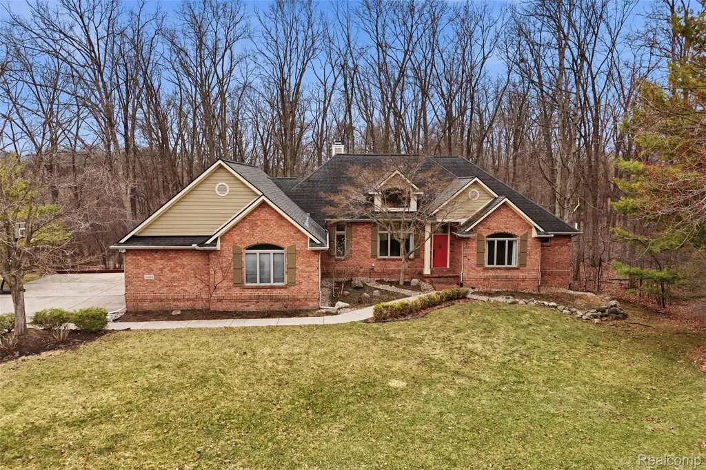 2181 Trillium Woods Drive Ann Arbor Charter Township MI 48105