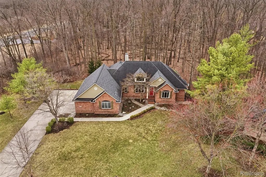 2181 Trillium Woods Drive Ann Arbor Charter Township MI 48105