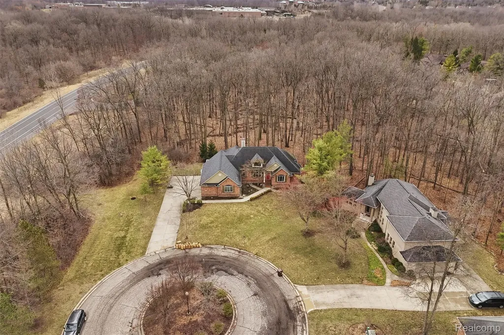 2181 Trillium Woods Drive Ann Arbor Charter Township MI 48105