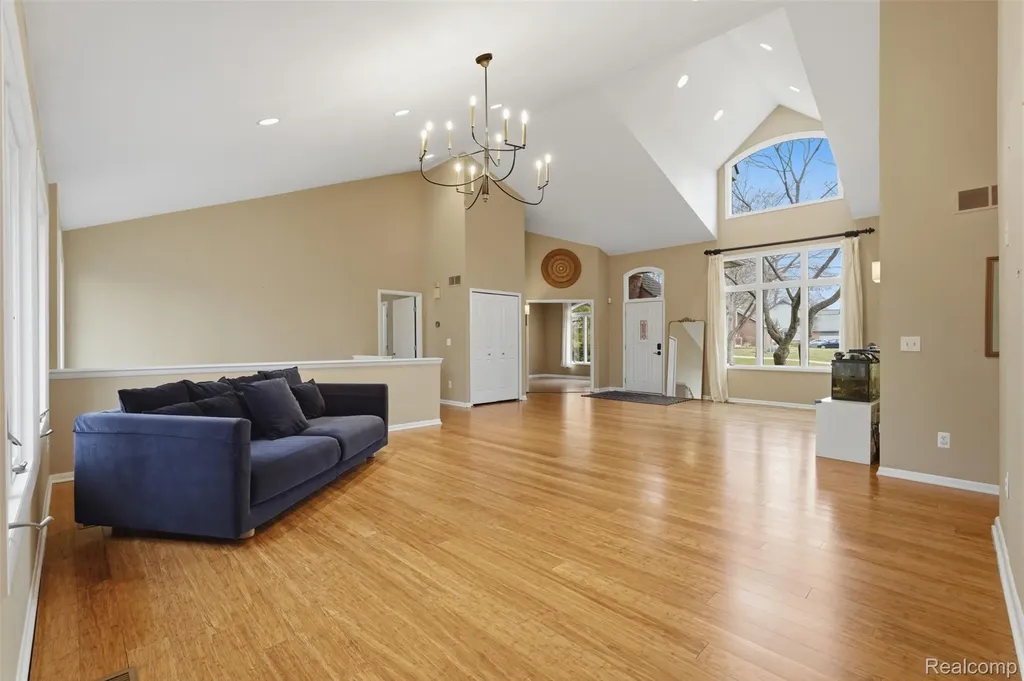 2181 Trillium Woods Drive Ann Arbor Charter Township MI 48105