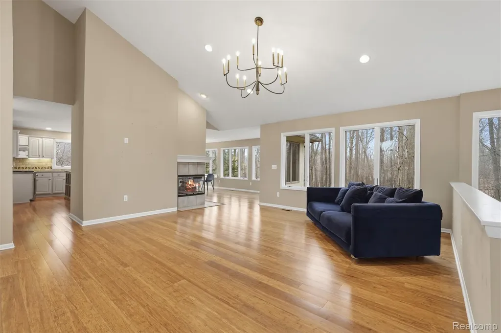 2181 Trillium Woods Drive Ann Arbor Charter Township MI 48105