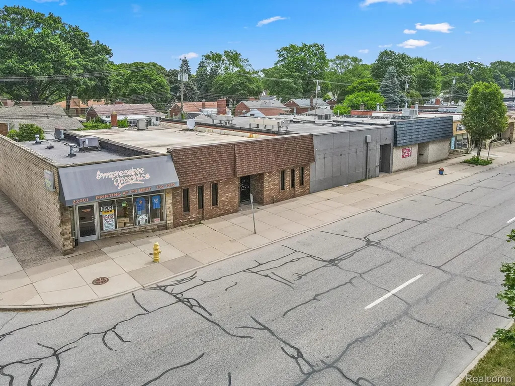 22015 Outer Drive Dearborn City MI 48124