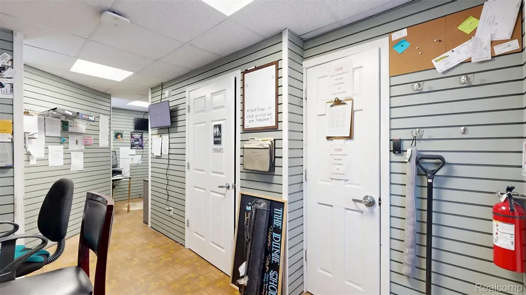 1525 Broadway Street Bay City City MI 48708