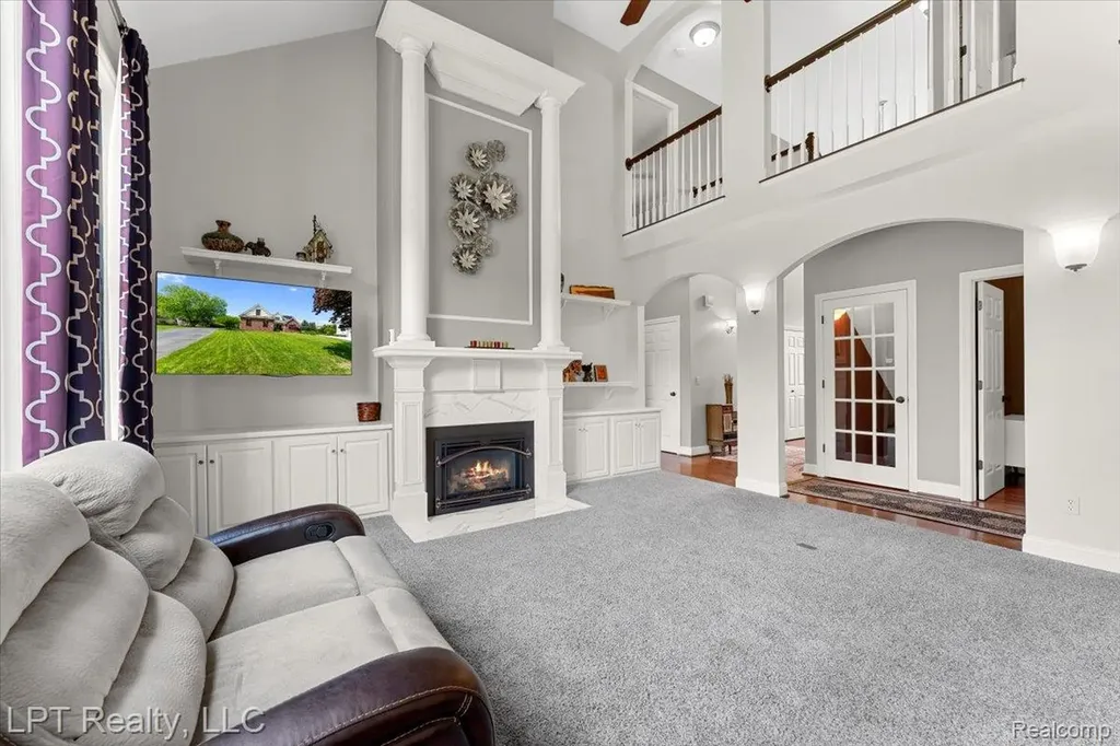 8617 Bonaventure Drive Green Oak Township MI 48116