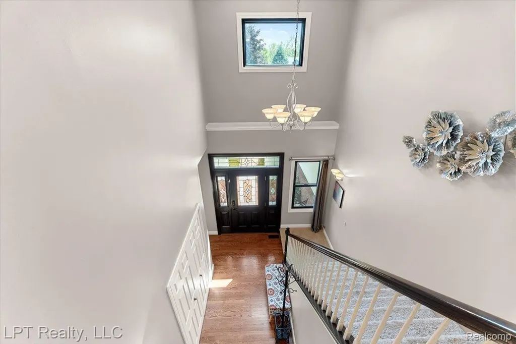 8617 Bonaventure Drive Green Oak Township MI 48116