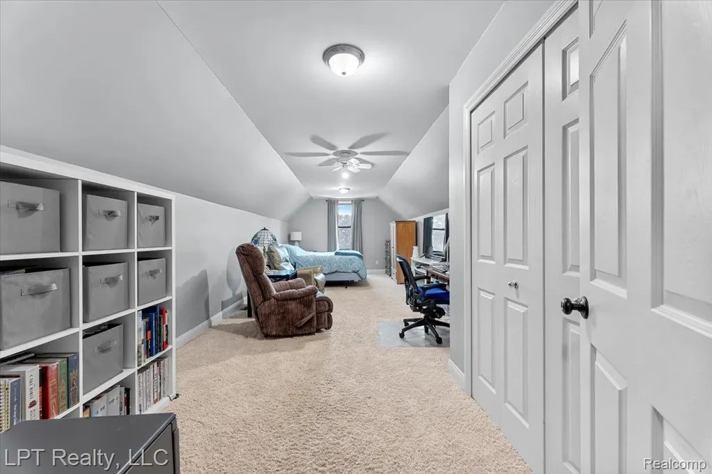 8617 Bonaventure Drive Green Oak Township MI 48116