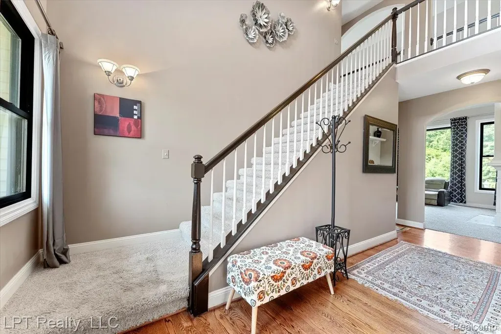 8617 Bonaventure Drive Green Oak Township MI 48116