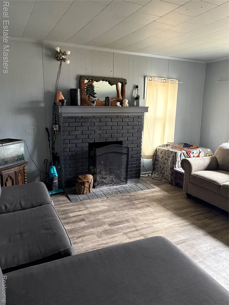 7627 Lapeer Road Wales Township MI 48027
