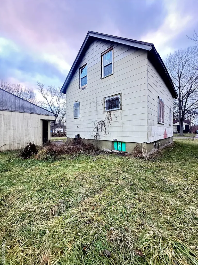 4816 Glenn Avenue Flint City MI 48505