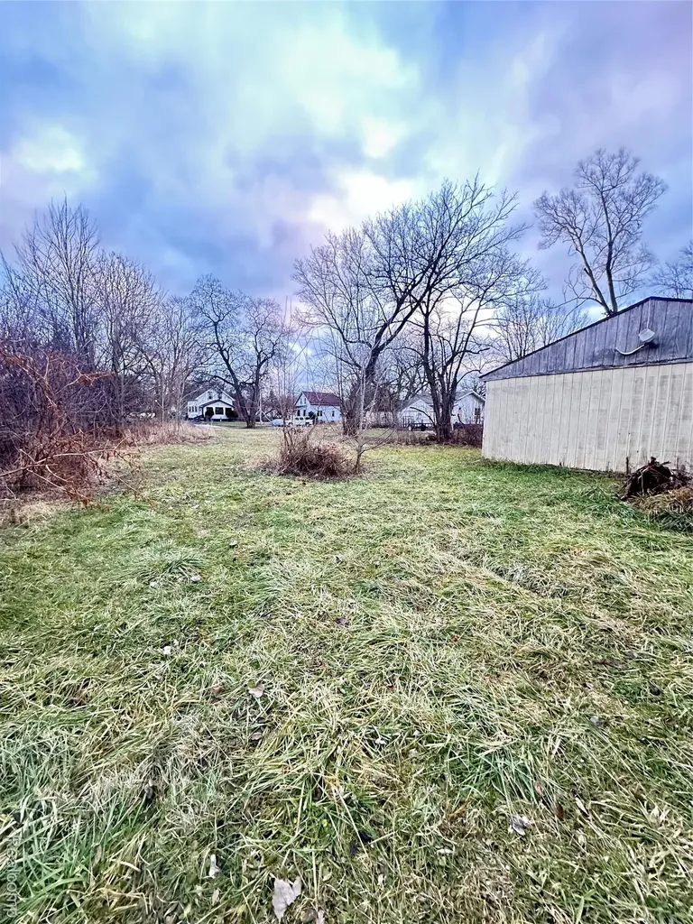 4816 Glenn Avenue Flint City MI 48505