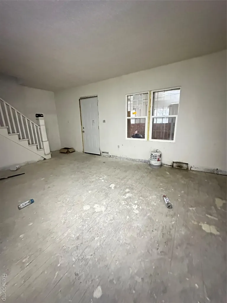 4816 Glenn Avenue Flint City MI 48505