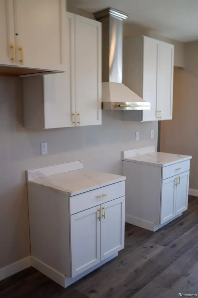 2463 Townsend Street Detroit City MI 48214